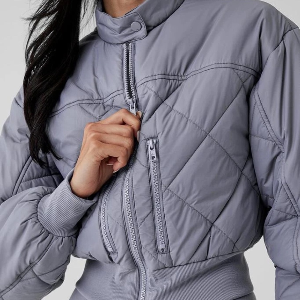 Alo Yoga Quilted Cropped Jacket – Fog – XS – NWOT